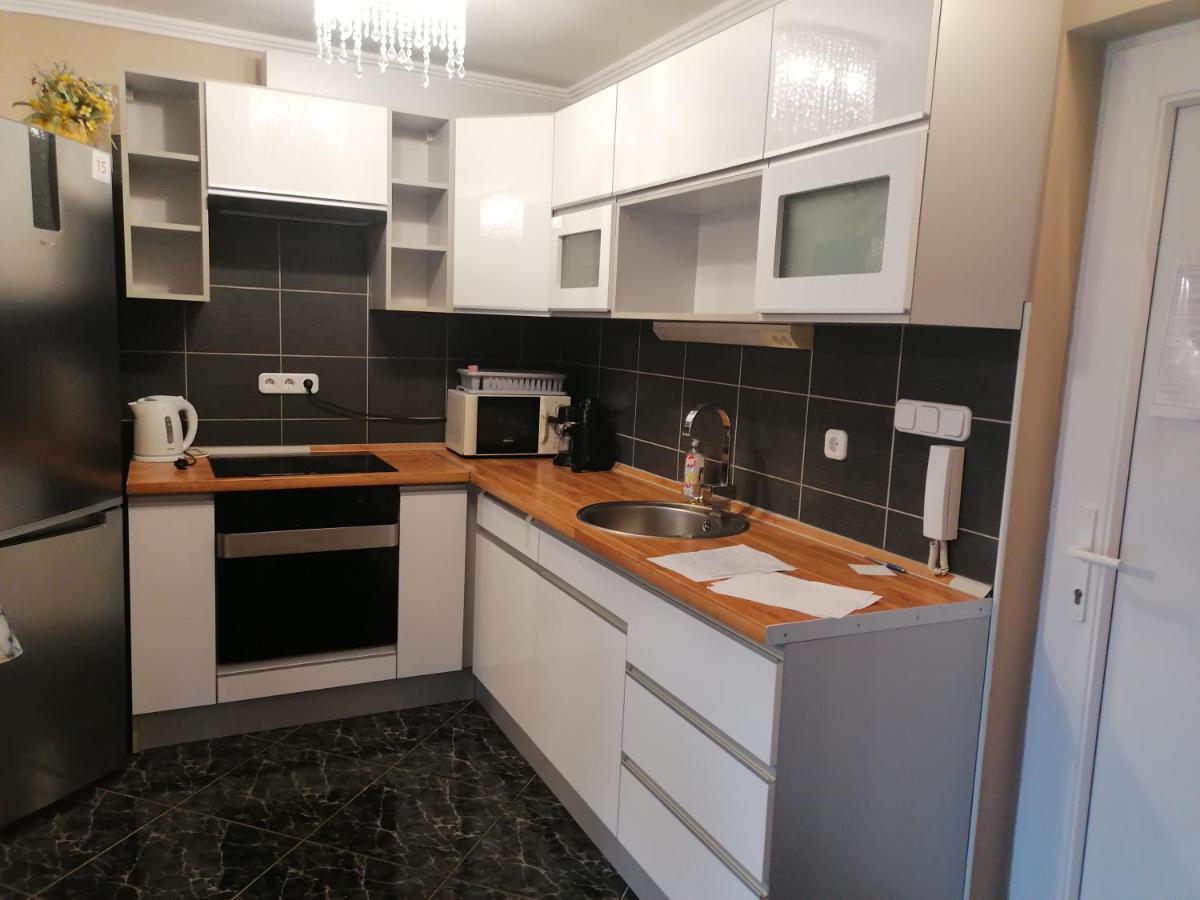 Apartament Bettina47 Apartman Hajdúszoboszló Zewnętrze zdjęcie