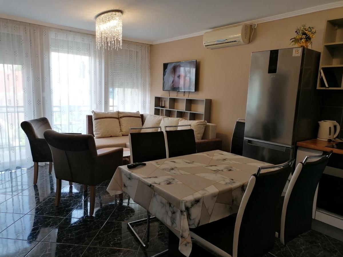 Bettina47 Apartman Hajdúszoboszló Zewnętrze zdjęcie
