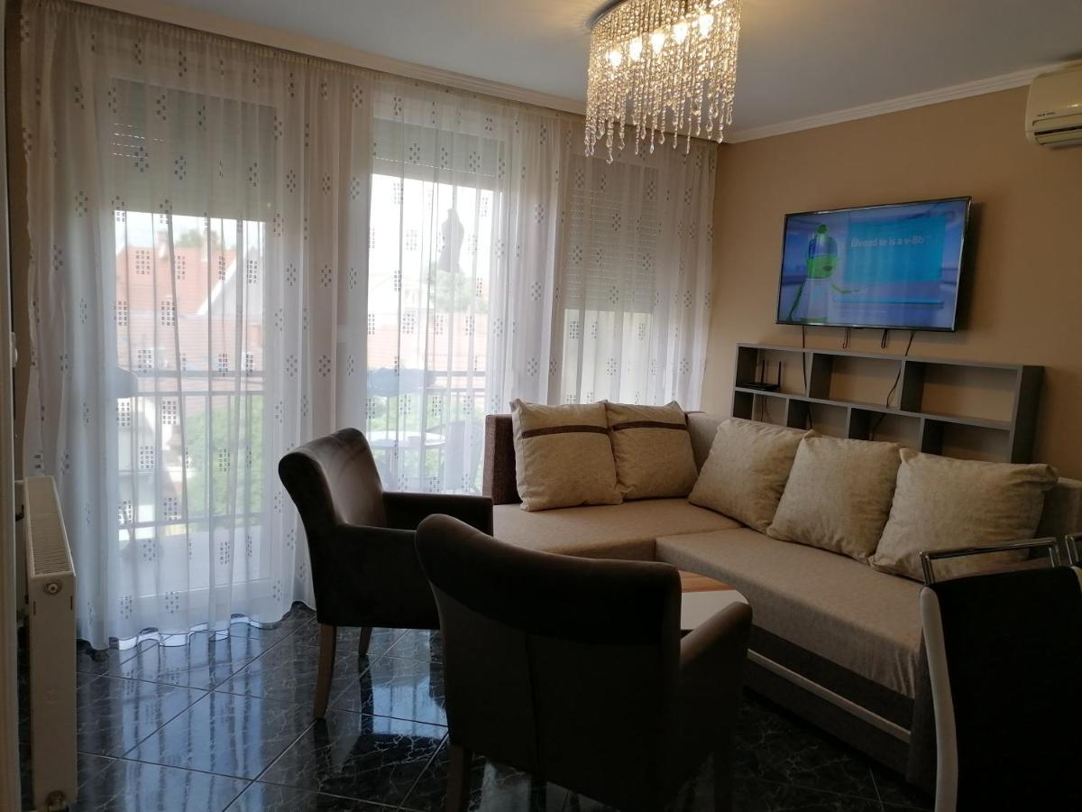 Bettina47 Apartman Hajdúszoboszló Zewnętrze zdjęcie