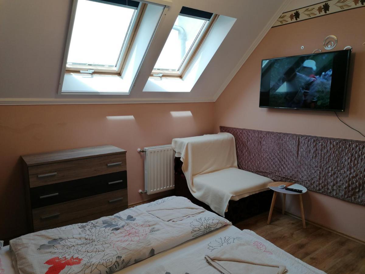 Apartament Bettina47 Apartman Hajdúszoboszló Zewnętrze zdjęcie