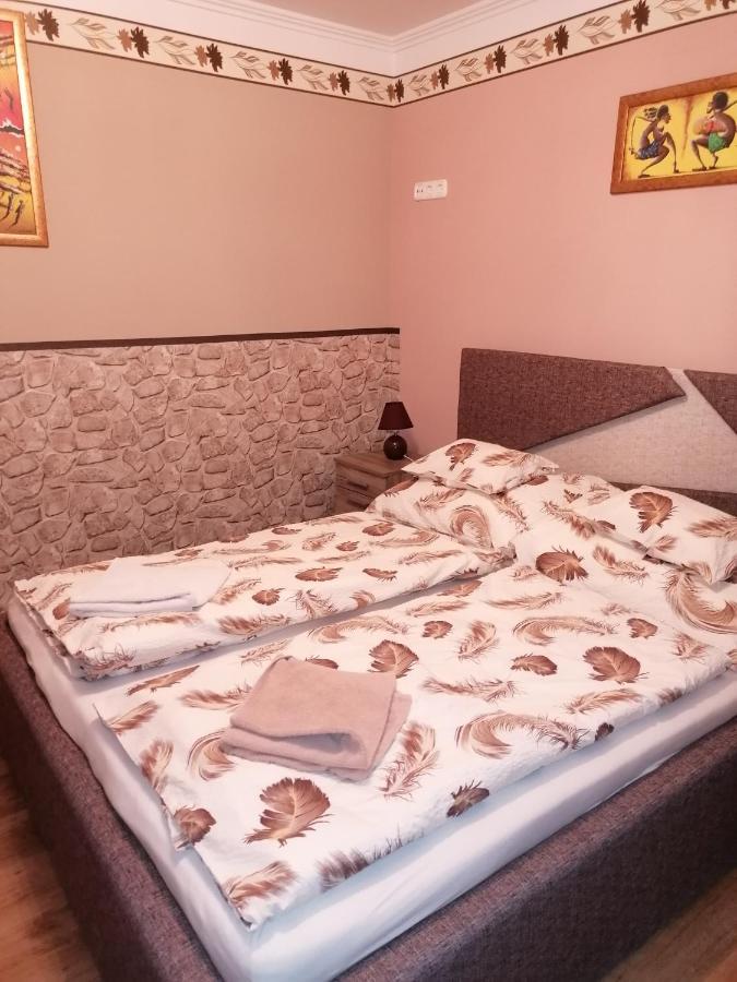 Apartament Bettina47 Apartman Hajdúszoboszló Zewnętrze zdjęcie