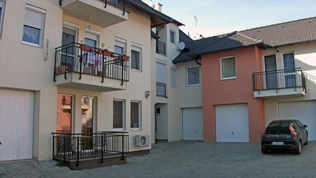 Bettina47 Apartman Hajdúszoboszló Zewnętrze zdjęcie